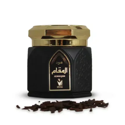 عود المقام: عبقٌ ساحر يُضفي لمسة من الأناقة على منزلكِ!